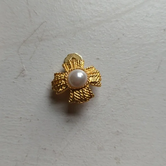 24K plated Braided Cross Pearl Studs - Picture 5 of 5